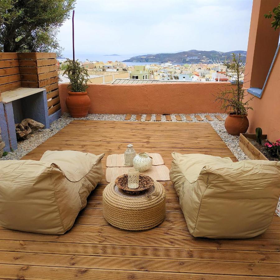 My Little Suites Ermoupoli Exterior foto