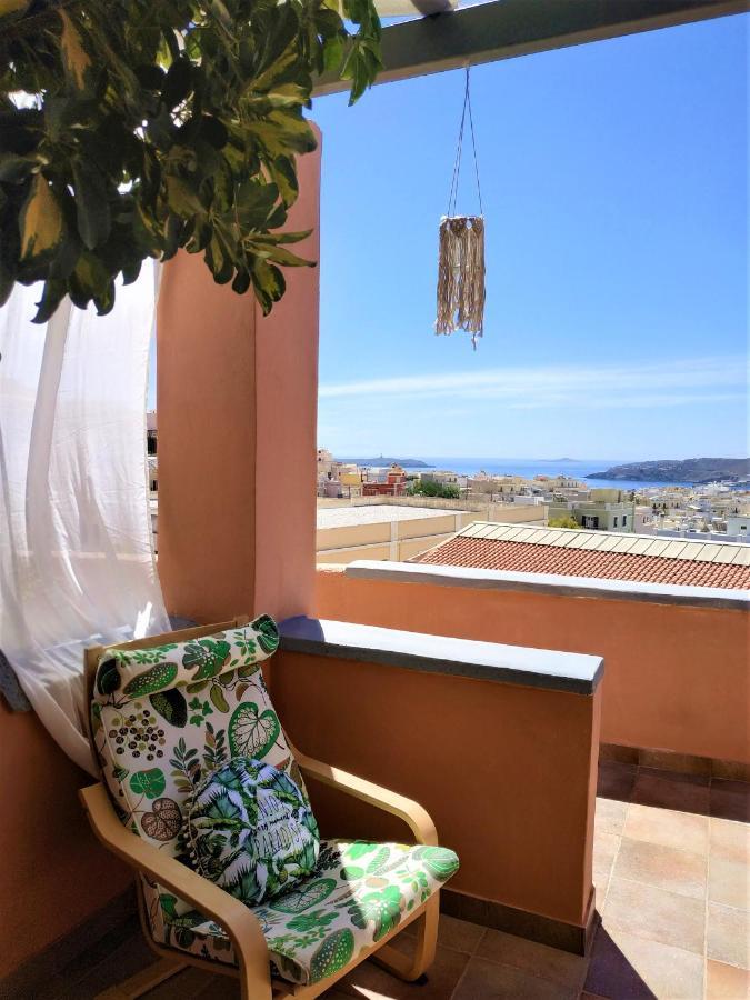My Little Suites Ermoupoli Exterior foto