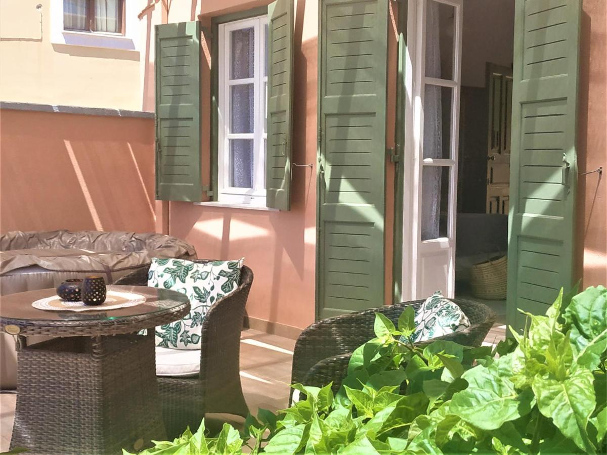 My Little Suites Ermoupoli Exterior foto