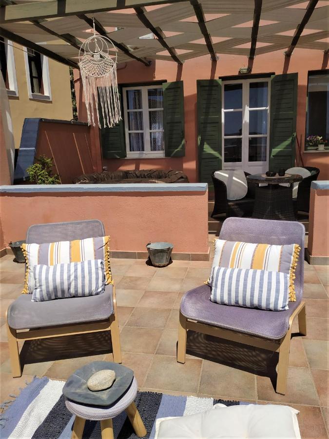My Little Suites Ermoupoli Exterior foto
