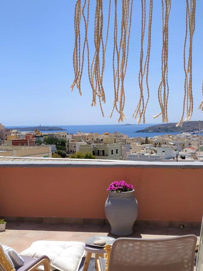 My Little Suites Ermoupoli Exterior foto